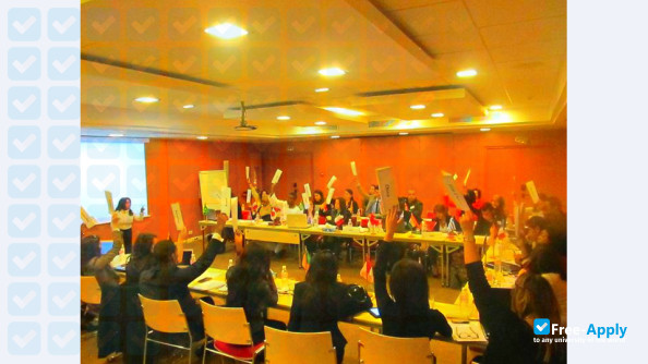 APBS Avicenne Business School