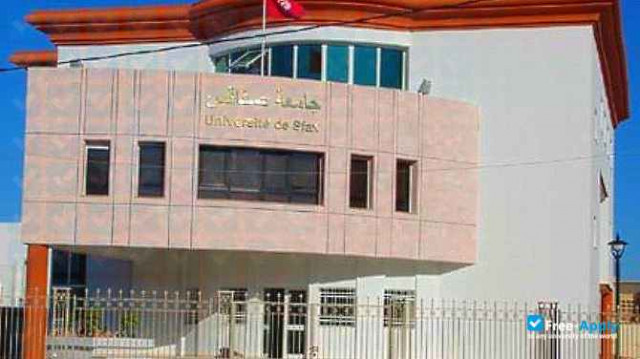 University of Sfax Faculty of Science of Sfax фотография №2
