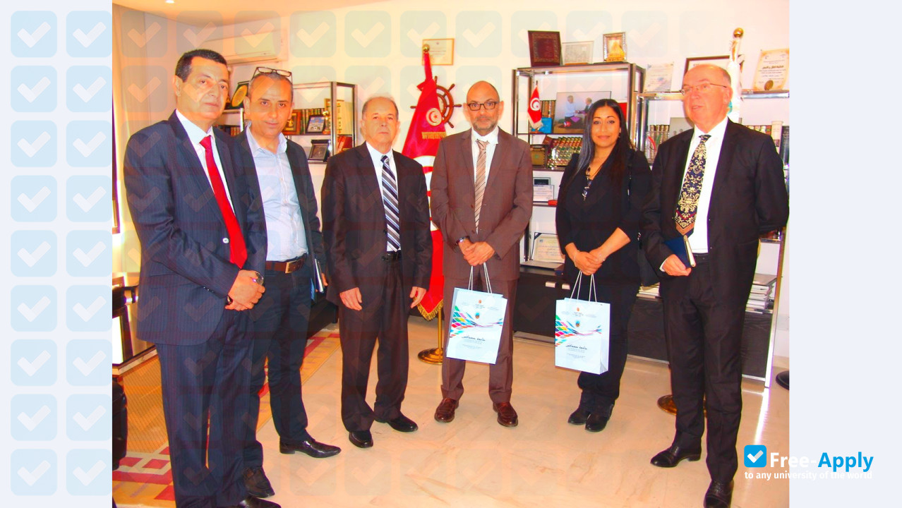 University of Sfax Faculty of Economics and Management of Sfax photo #6