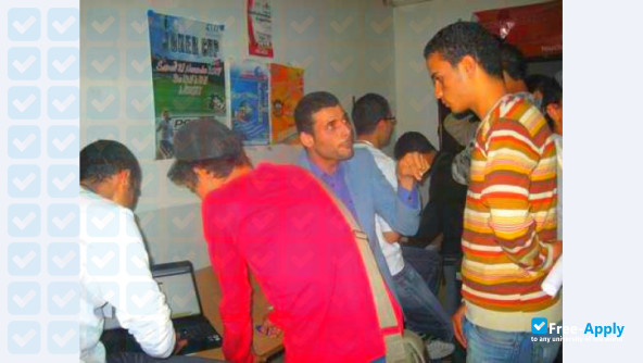 Photo de l’University of Carthage Higher School of Technology and Informatics in Carthage #5