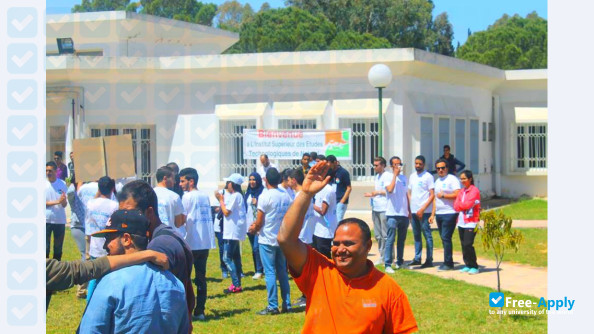 Foto de la Institut Supérieur des Etudes Technologiques ISET (Nabeul) #3
