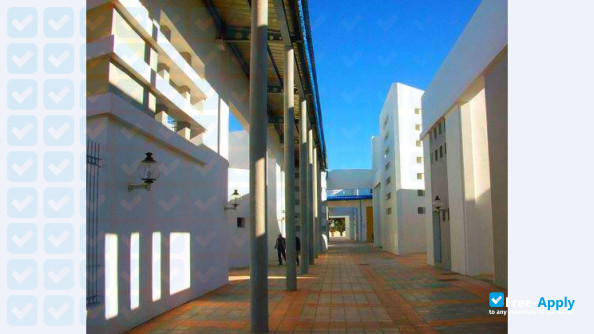 Higher Institute of Technological Studies ISET Sidi Bouzid фотография №2