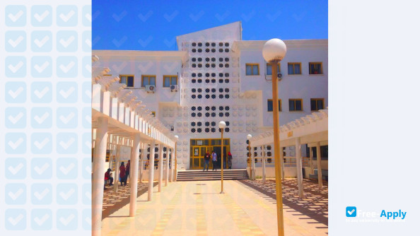 Foto de la Institut Supérieur des Etudes Technologiques ISET (Sousse) #3