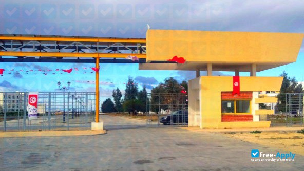 Foto de la Higher Institute of Technology Studies ISET (Zaghouan) #3