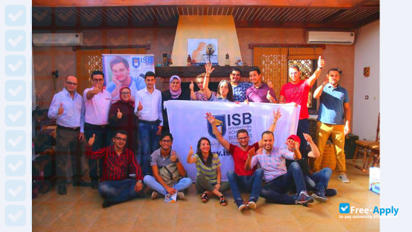 Foto de la International School of Business #4