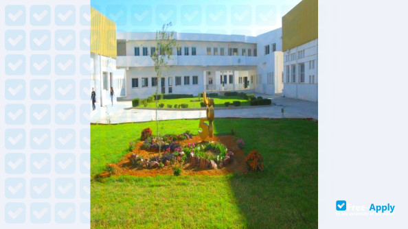Photo de l’Université de Tunis el Manar Institut Supérieur des Sciences Biologiques Appliquées #2