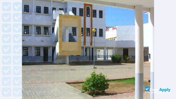 Foto de la University of Jendouba Faculty of Juridical and Economic Sciences Jendouba #4