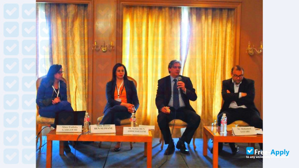 Foto de la University of Carthage Faculty of Legal, Political and Social Sciences of Tunis #4