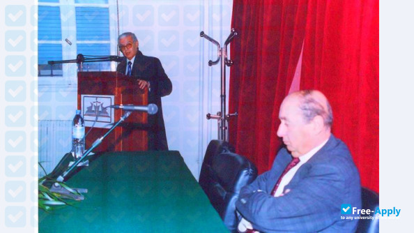 Foto de la University of Carthage Faculty of Legal, Political and Social Sciences of Tunis #6