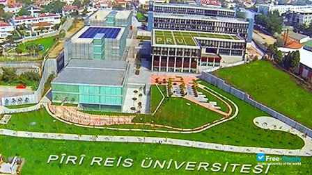 Foto de la Piri Reis University