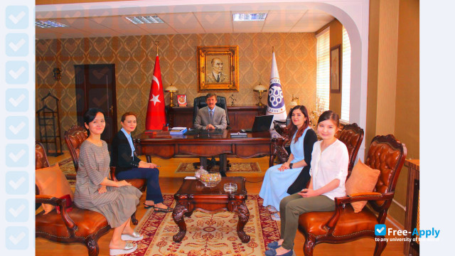 Foto de la Erzincan University