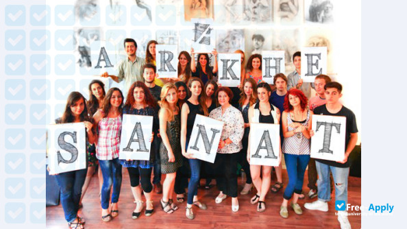 Foto de la Mimar Sinan University of Fine Arts #3