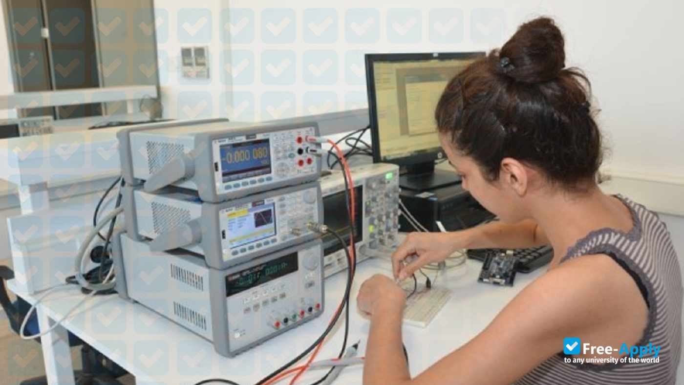 Photo de l’Adana Alparslan Turkes Science and Technology University #18