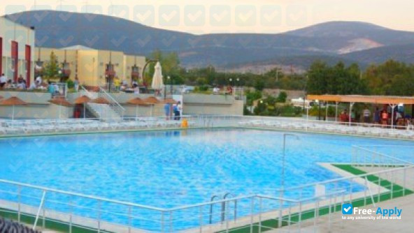 Foto de la Adnan Menderes University #9