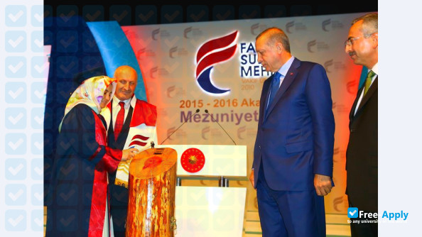 Photo de l’Fatih Sultan Mehmet Foundation University #3