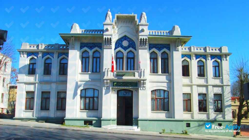Photo de l’Fatih Sultan Mehmet Foundation University #8