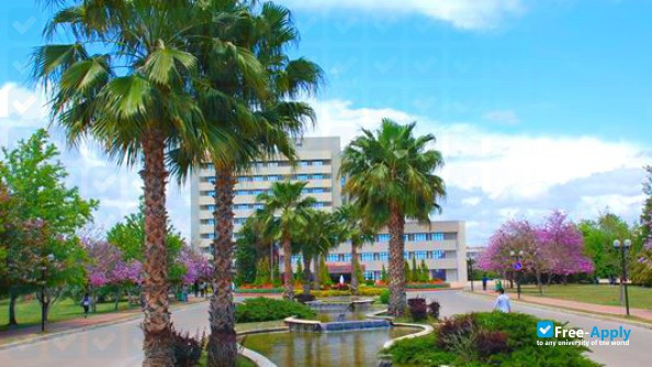 Foto de la Akdeniz University #3