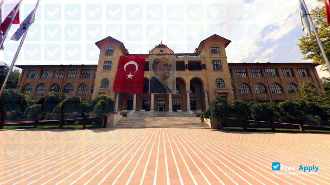 Foto de la Gazi University #5