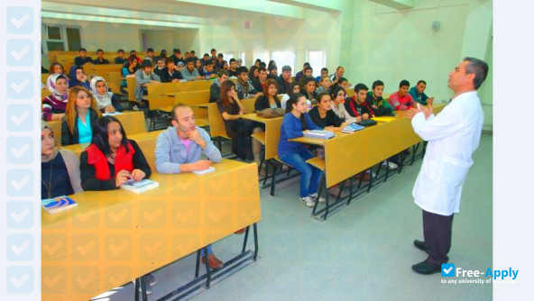 Foto de la Amasya University #3