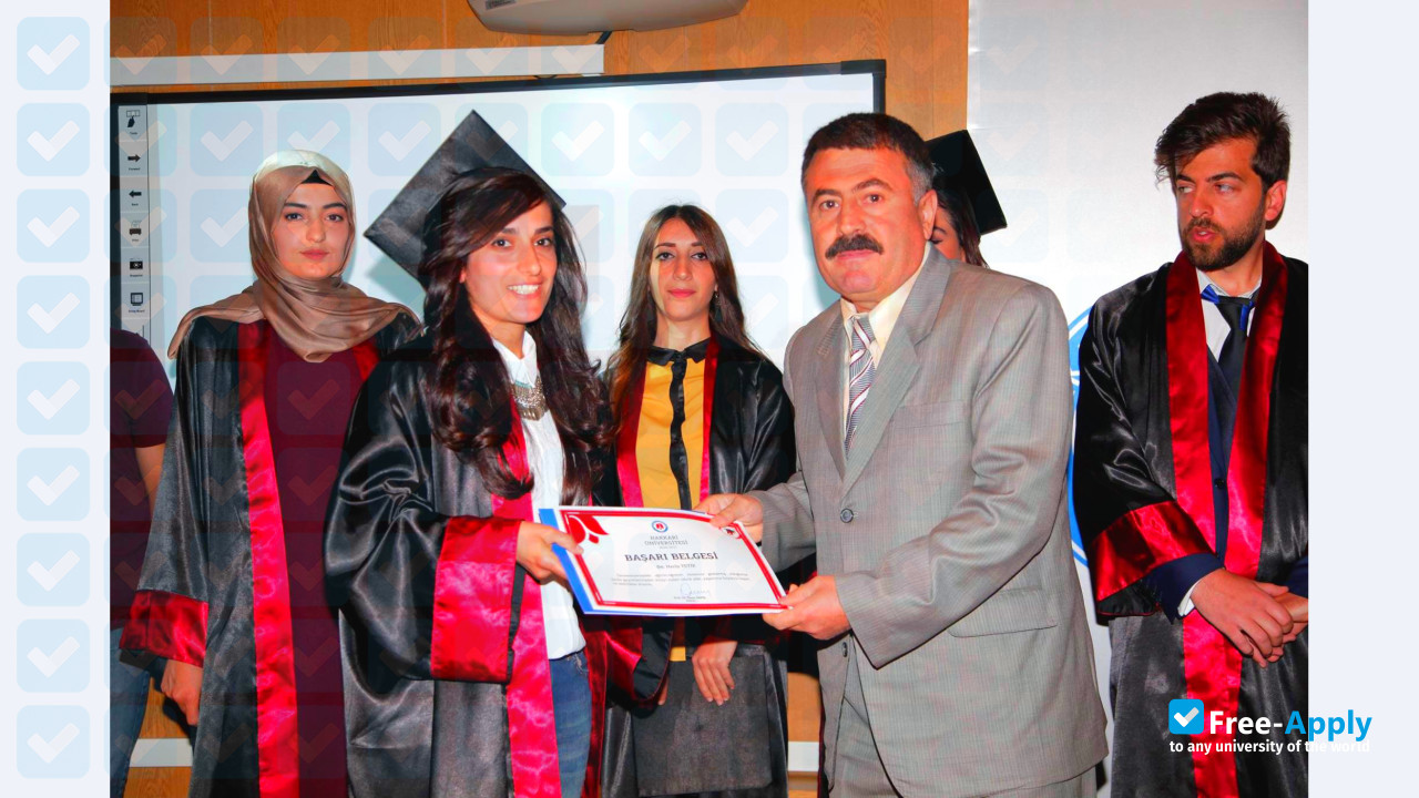 Foto de la Hakkari University #7