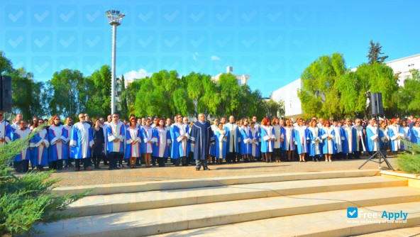 Foto de la Atatürk University