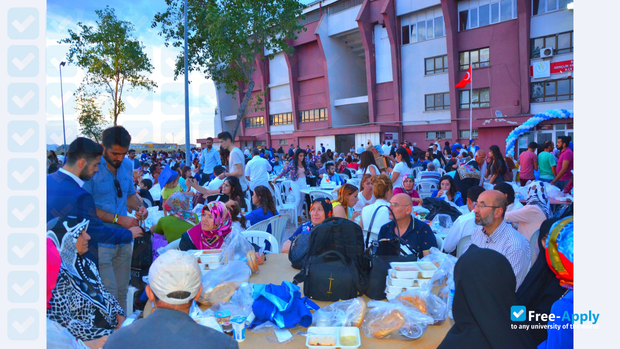 Photo de l’Bandırma Onyedi Eylûl University #2
