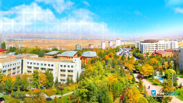 Photo de l’Başkent University #2