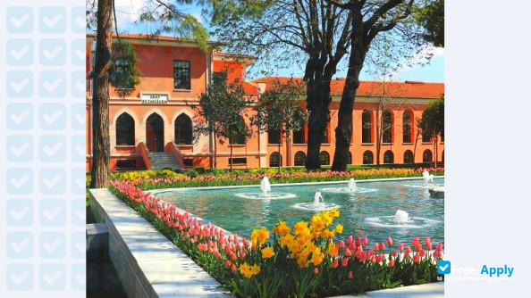 Bezmialem Vakif University фотография №2