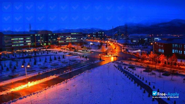 Foto de la Bingöl University #10