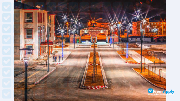 Foto de la Bitlis Eren University #2