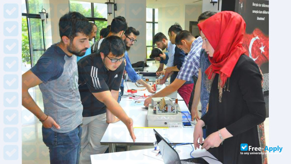 Photo de l’Bursa Technical University #2