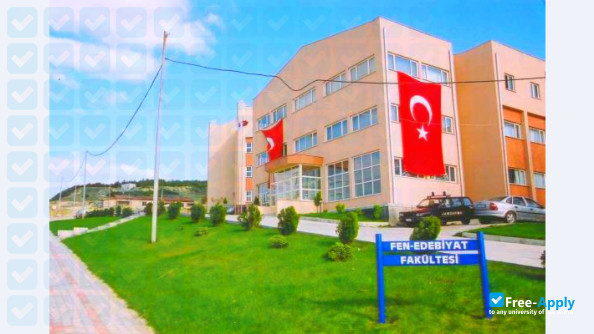 Photo de l’Çanakkale Onsekiz Mart University #9