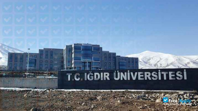 Photo de l’Iğdır University #2