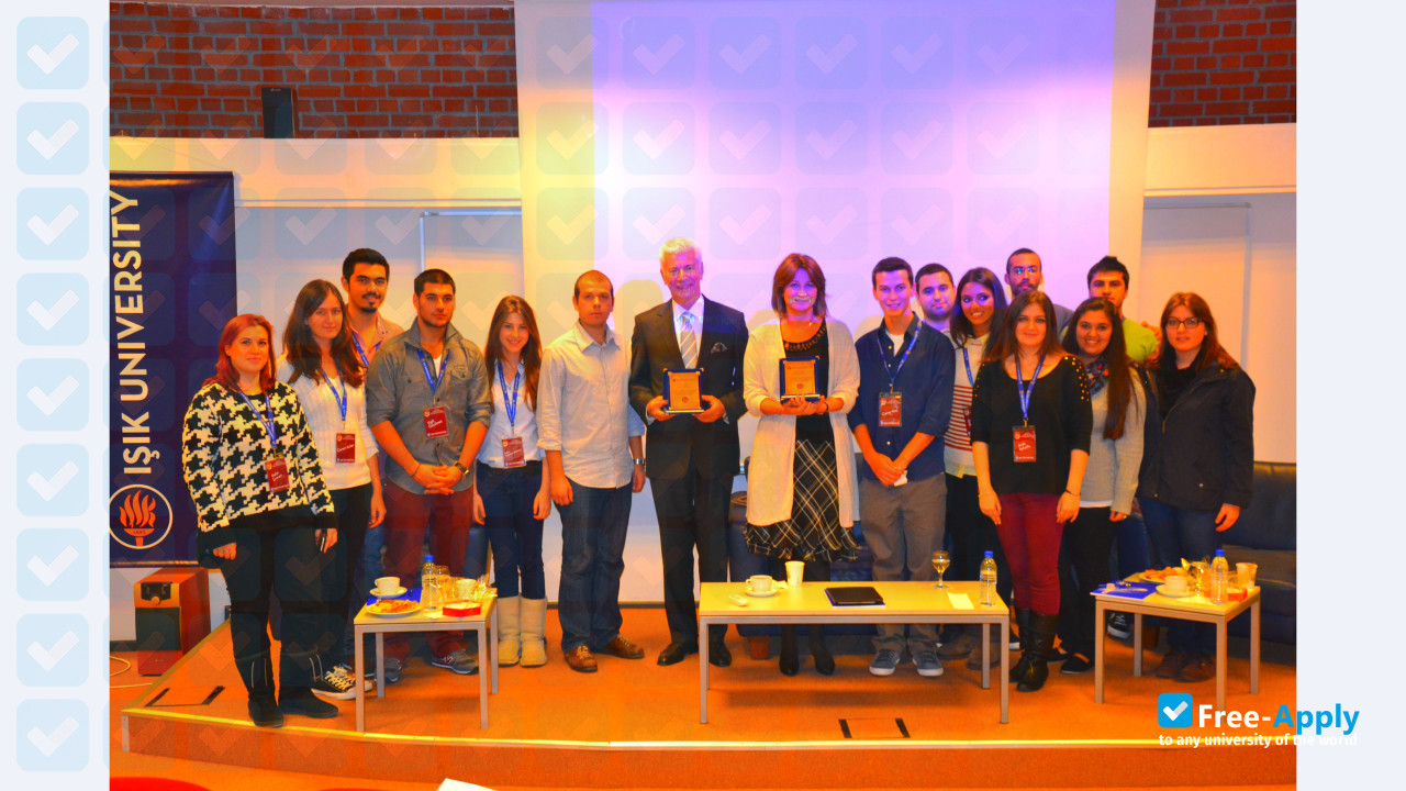 Photo de l’Işık University #8