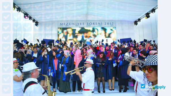Istanbul Medipol University фотография №12