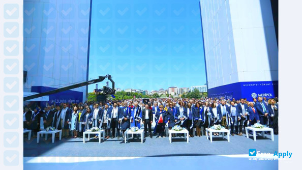 Istanbul Medipol University фотография №5