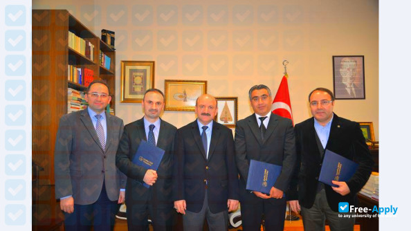 Istanbul Sabahattin Zaim University photo #2