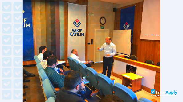 Istanbul Sabahattin Zaim University photo #5