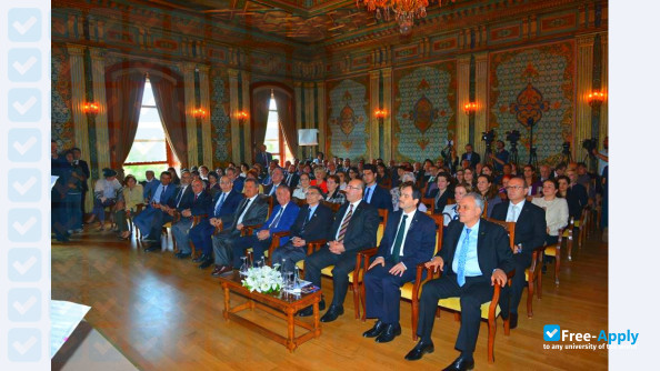 Foto de la Istanbul University #10