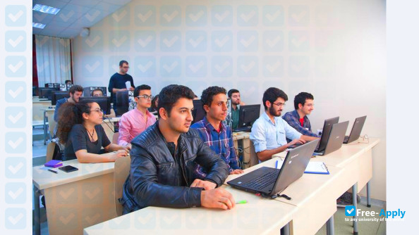 Foto de la Izmir Katip Celebi University #6
