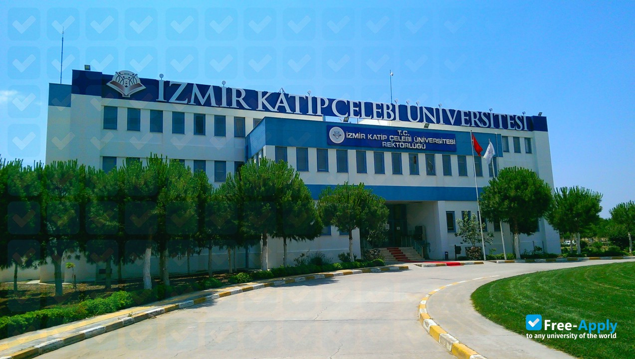 Foto de la Izmir Katip Celebi University #2