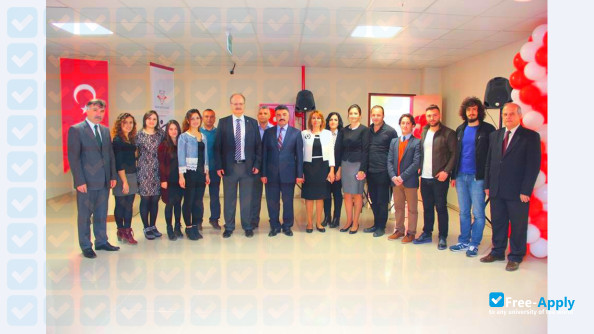 Foto de la Izmir Katip Celebi University #11