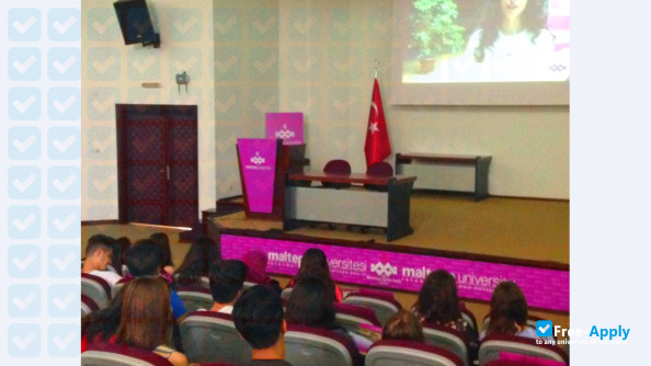Foto de la Maltepe University #10