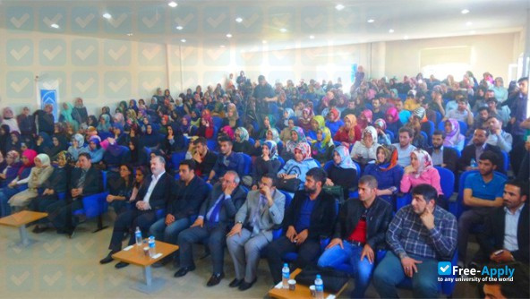 Yüzüncü Yil University photo #4