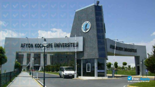 Foto de la Afyon Kocatepe University #1