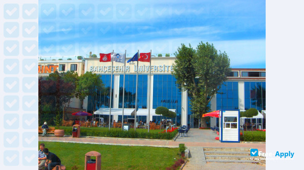 Bahçeşehir University photo #2