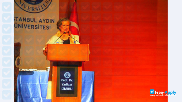 Foto de la Istanbul Aydin University #9