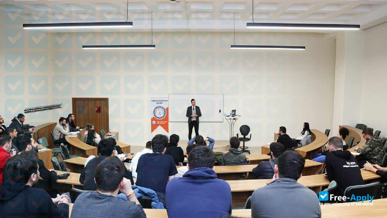 Photo de l’Istanbul Gelisim University #13