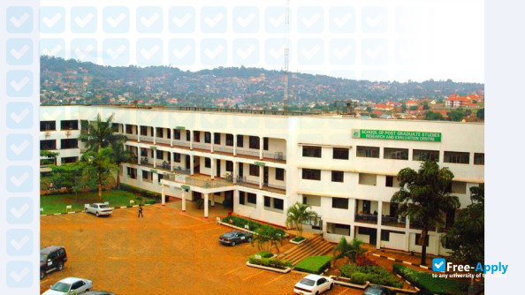 Kampala University фотография №2