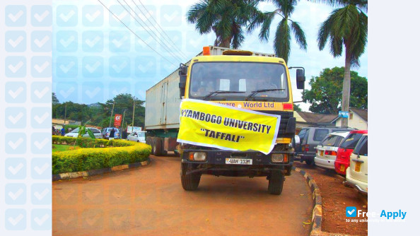 Foto de la Kyambogo University #2